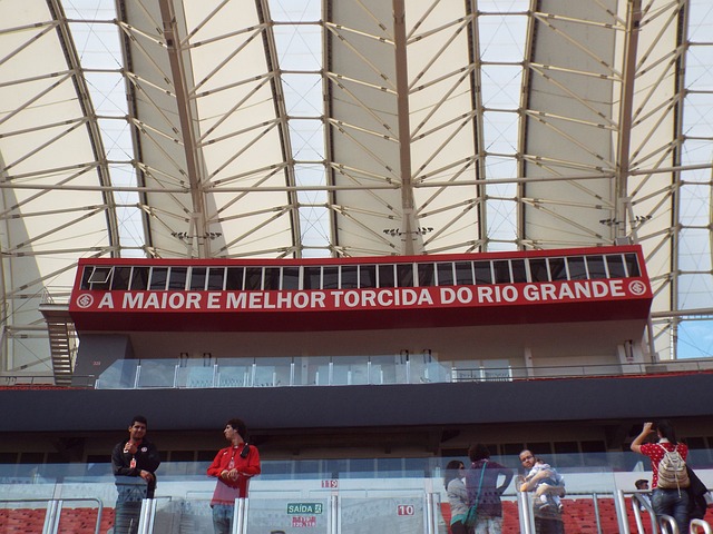 金融影响与 金融影响与